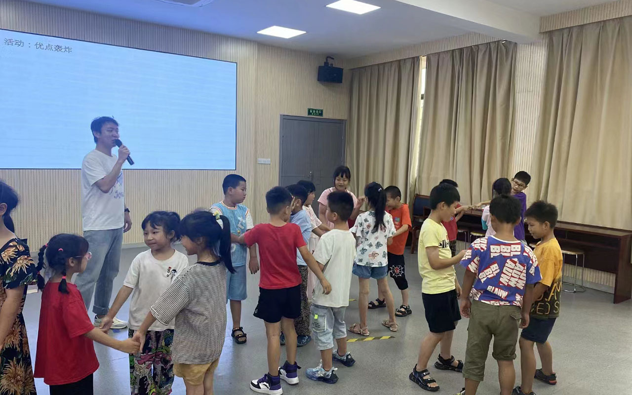 南溪龙观乡中心学校